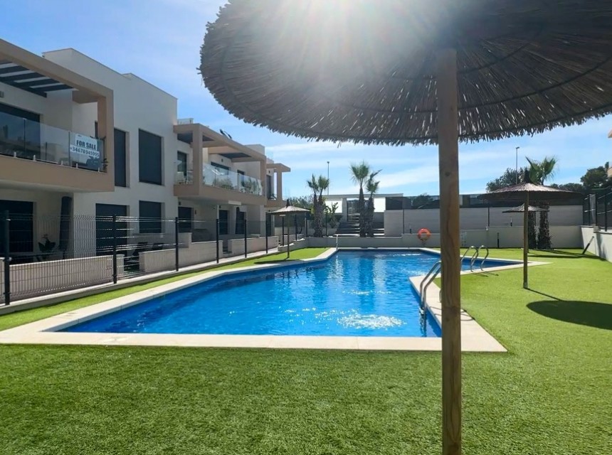 Brukt - Leilighet - Orihuela Costa - Villamartín