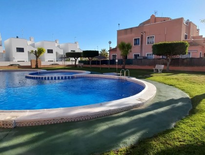 Brukt - Quatro hus - Los Montesinos - La Herrada