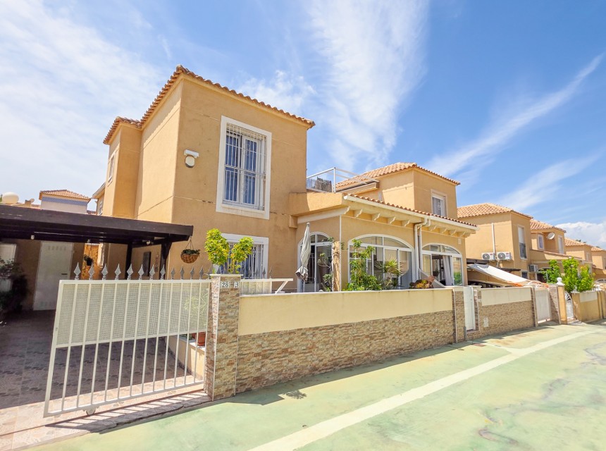 Brukt - Quatro hus - Torrevieja - Los Balcones