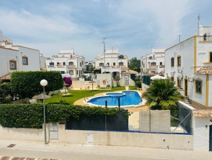 Brukt - Rekkehus - Orihuela - Entre Naranjos Vistabella