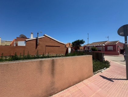 Brukt - Tomt - Daya Nueva