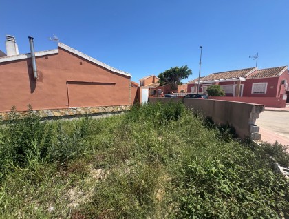 Brukt - Tomt - Daya Nueva