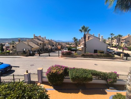 Brukt - Vertikaldelt - Algorfa