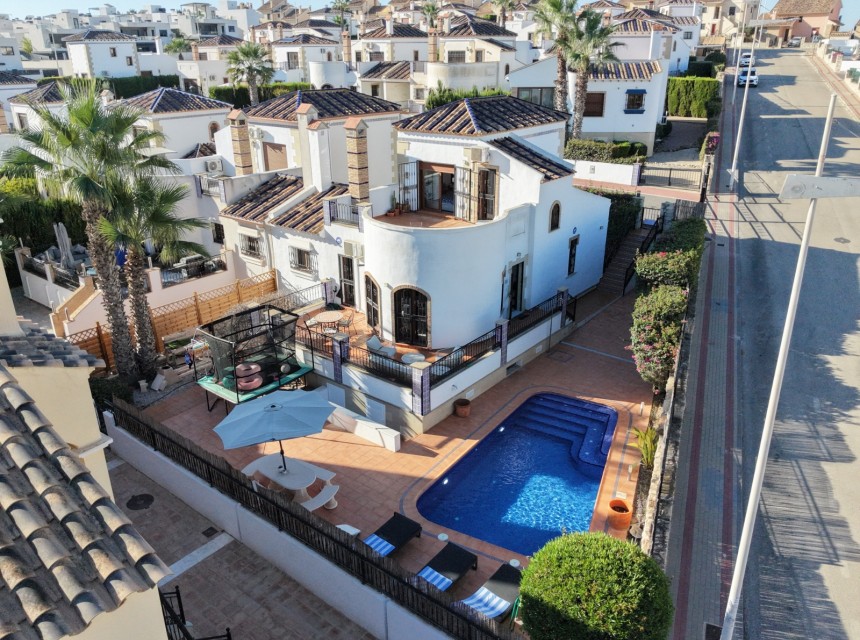 Brukt - Villa - Algorfa - La Finca golf