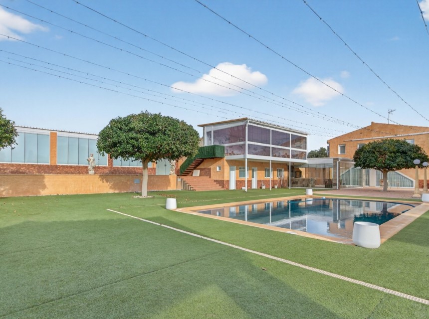 Brukt - Villa - Alicante - Rebolledo