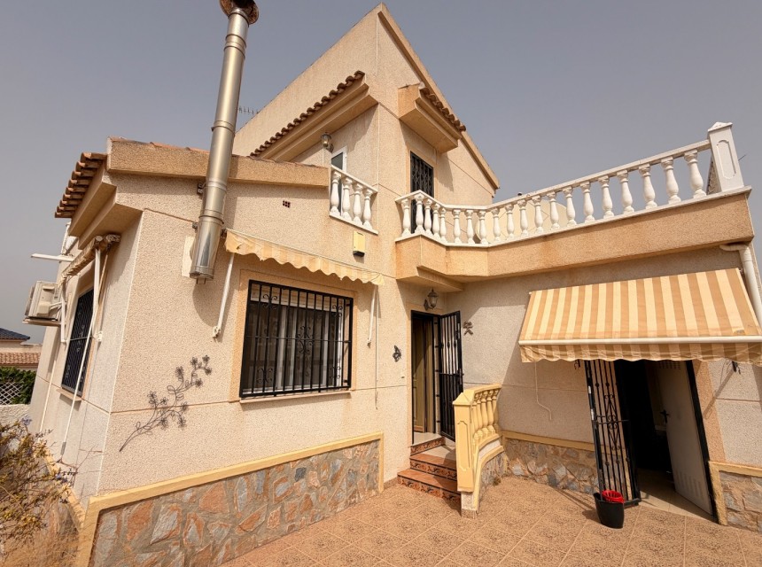 Brukt - Villa - Benijófar - Benimar
