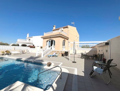 Brukt - Villa - Benijófar - Monte Azul/ El Dorado