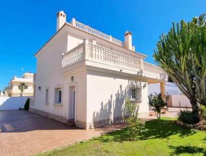 Brukt - Villa - Cabo Roig