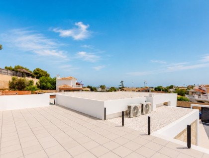 Brukt - Villa - El Chaparral, Torrevieja - El Chaparral