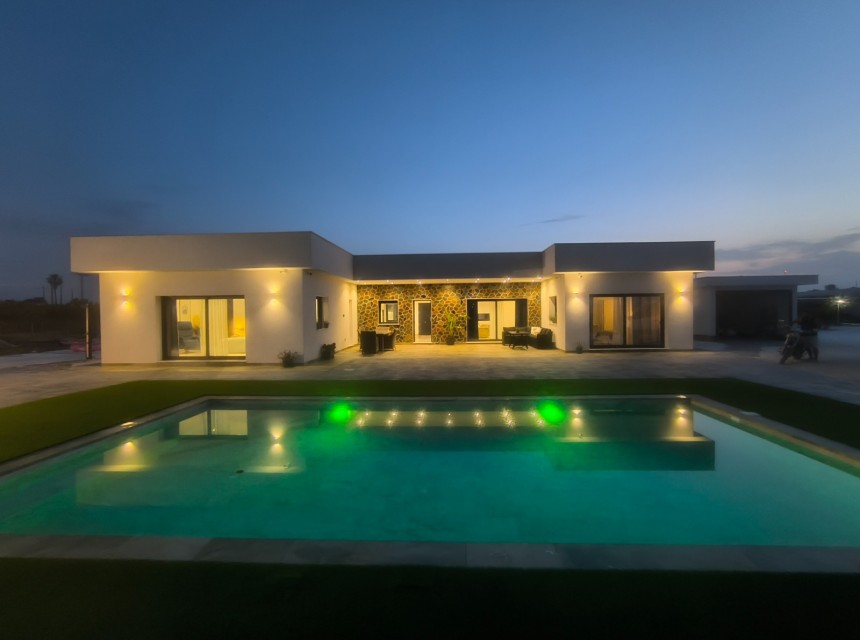 Brukt - Villa - Los Montesinos - La Herrada