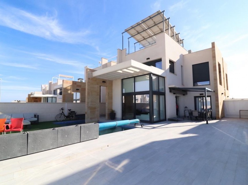 Brukt - Villa - Orihuela Costa - Cabo Roig