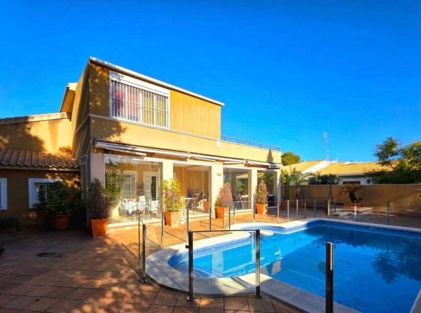 Brukt - Villa - Orihuela Costa - Dehesa de Campoamor
