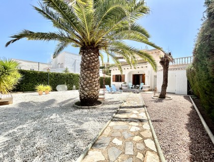 Brukt - Villa - Orihuela Costa - La Zenia