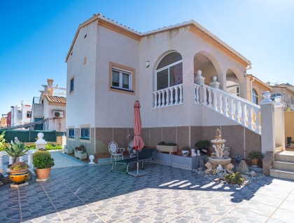 Brukt - Villa - Orihuela Costa - Los Altos