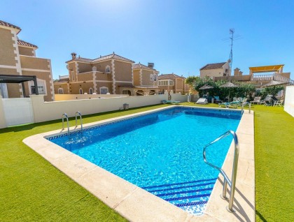 Brukt - Villa - Orihuela Costa - Villamartín-Las Filipinas