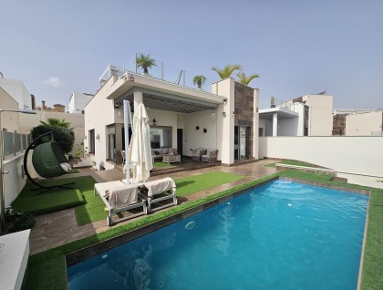 Brukt - Villa - Orihuela Costa - Villamartín