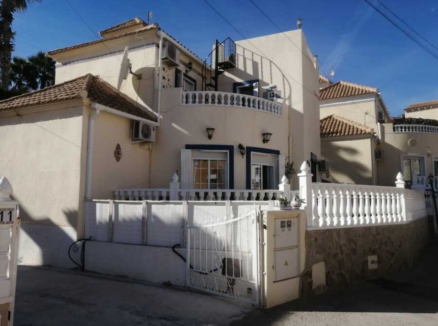 Brukt - Villa - Orihuela - Villamartín