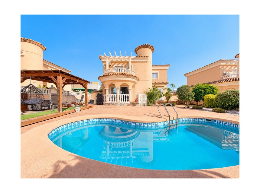 Brukt - Villa - San Fulgencio - urb.la marina