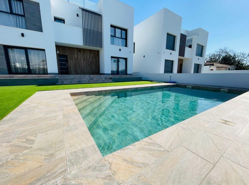 Brukt - Villa - Torrevieja - Aguas Nuevas