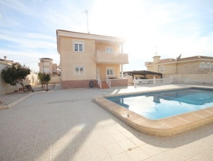 Brukt - Villa - Torrevieja - Aguas Nuevas