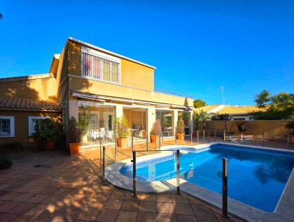 Brukt - Villa - Torrevieja - Cabo Cervera