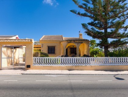 Brukt - Villa - Torrevieja - La Siesta