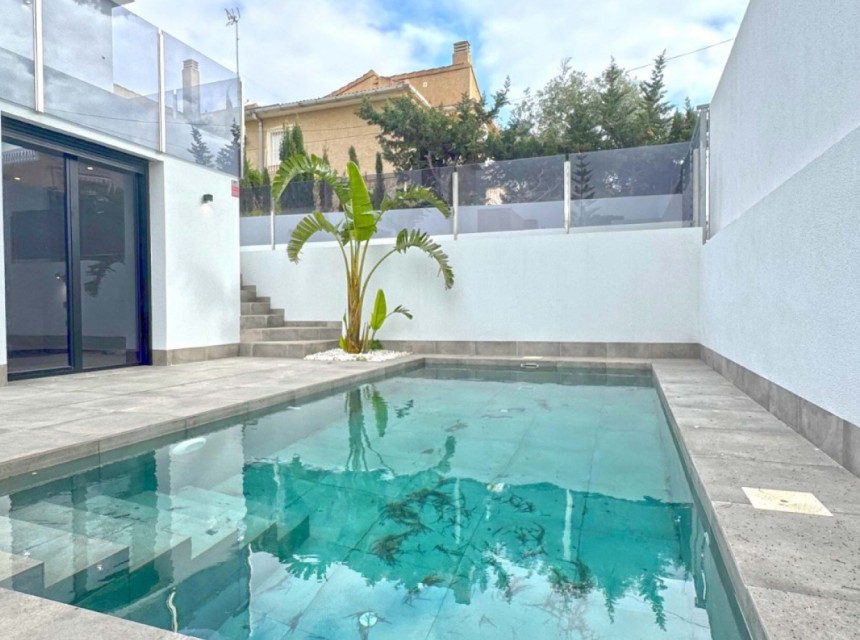 Brukt - Villa - Torrevieja - Los Balcones