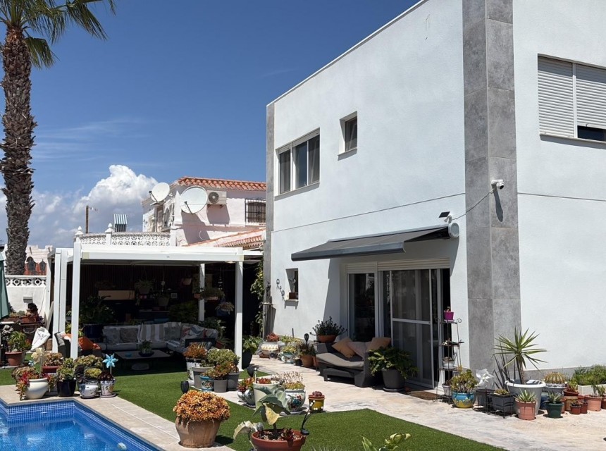 Brukt - Villa - Torrevieja - Torreta florida