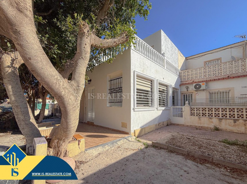 Brukt - Villa - Torrevieja - Torretas