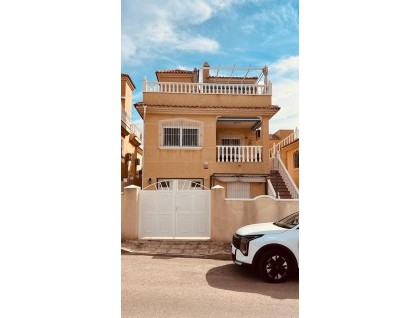 Brukt - Villa - Villamartín - Costa Blanca