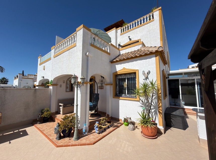 Brukt - Villa - Vistabella