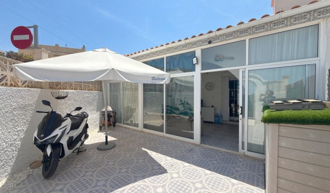 Bungalow - Segunda mano - Blue Lagoon - Blue Lagoon