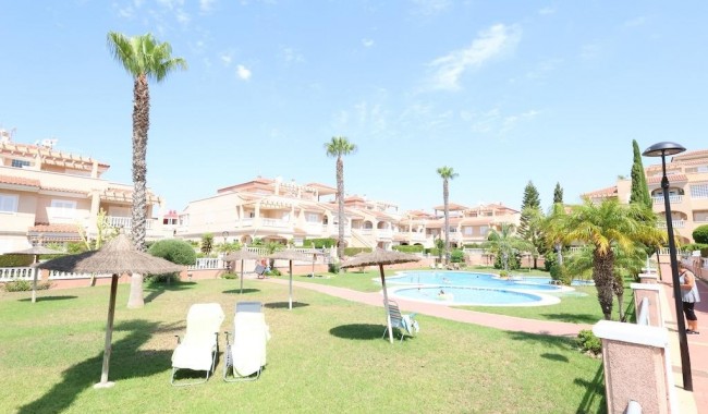 Bungalow - Sprzedaż - Orihuela costa - Punta Prima