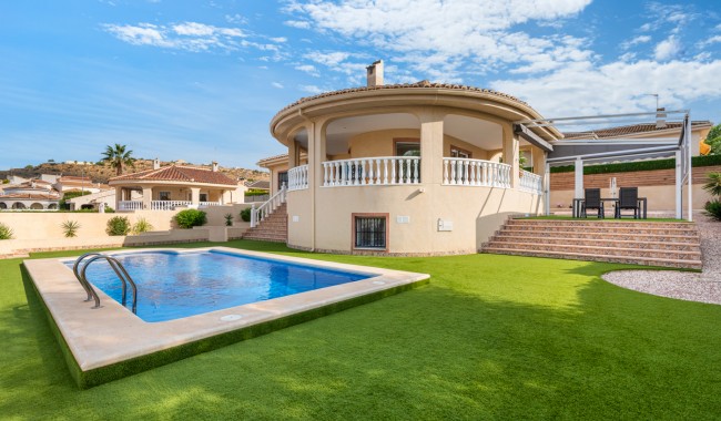 Chalet - Segunda mano - Benijófar - LE-4999