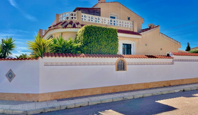Chalet - Segunda mano - Ciudad Quesada/Rojales - MR-7668