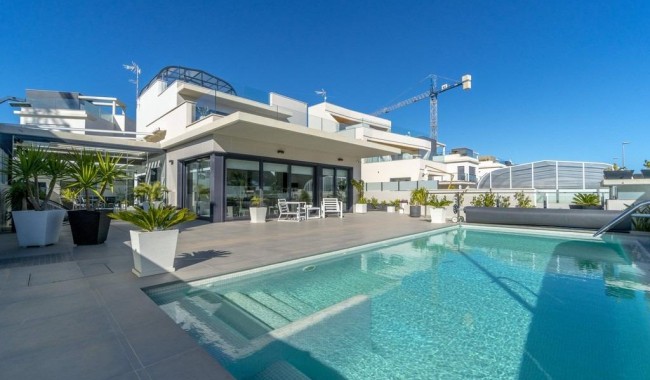 Chalet - Segunda mano - Orihuela Costa - JB-7829