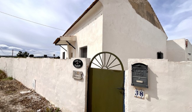 Finca - Resale - Dolores - Dolores Centro