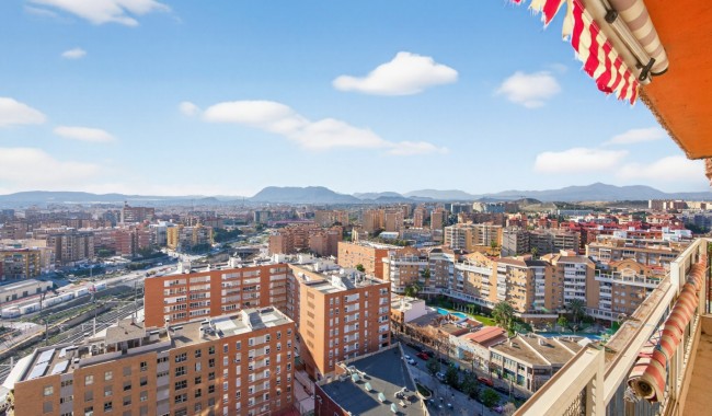 Lägenhet - Begagnad - Alicante - Center