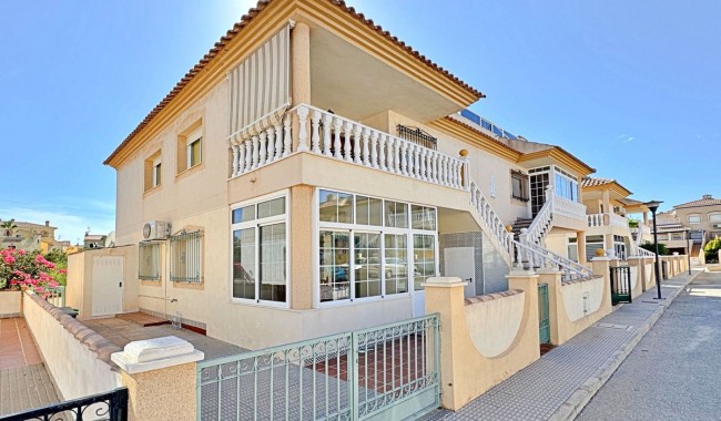 Lägenhet - Begagnad - Orihuela - La Zenia