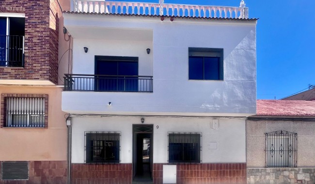 Lägenhet - Begagnad - Pilar de La Horadada - Zona Pueblo