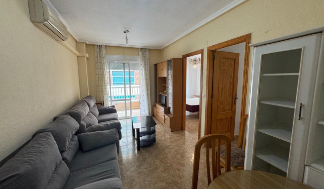 Lägenhet - Begagnad - Torrevieja - Acequion