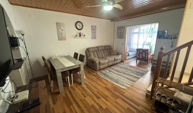 Lägenhet - Begagnad - Torrevieja - Acequion