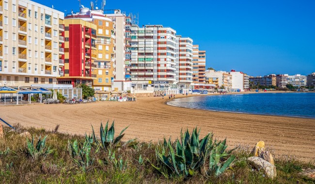 Lägenhet - Begagnad - Torrevieja - Acequion