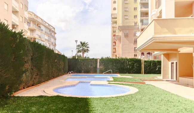 Lägenhet - Begagnad - Torrevieja - CB-4995