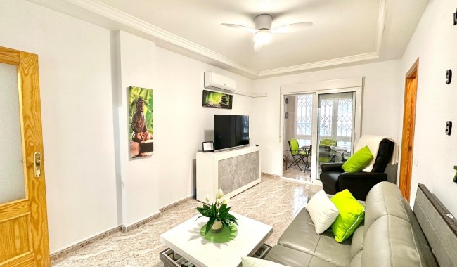 Lägenhet - Begagnad - Torrevieja - Centro