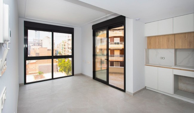 Lägenhet - Begagnad - Torrevieja - Centro