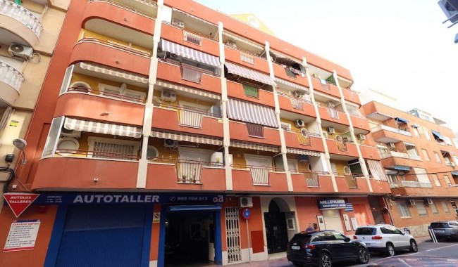 Lägenhet - Begagnad - Torrevieja - Centro