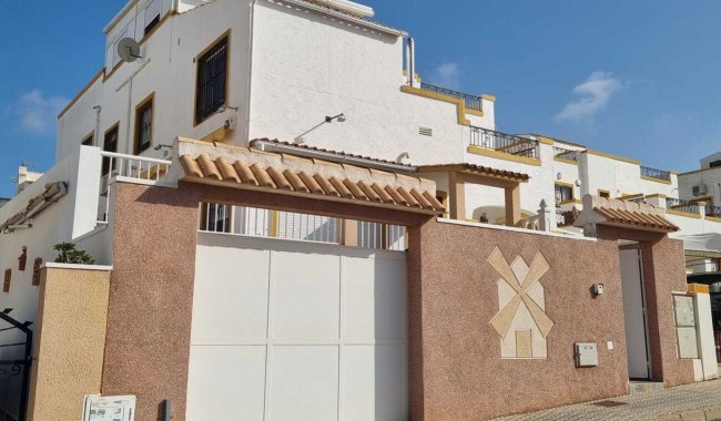 Lägenhet - Begagnad - Torrevieja - Costa Blanca