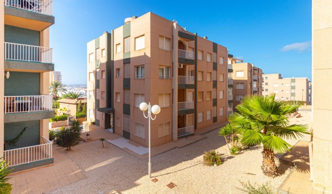 Lägenhet - Begagnad - Torrevieja - La Mata