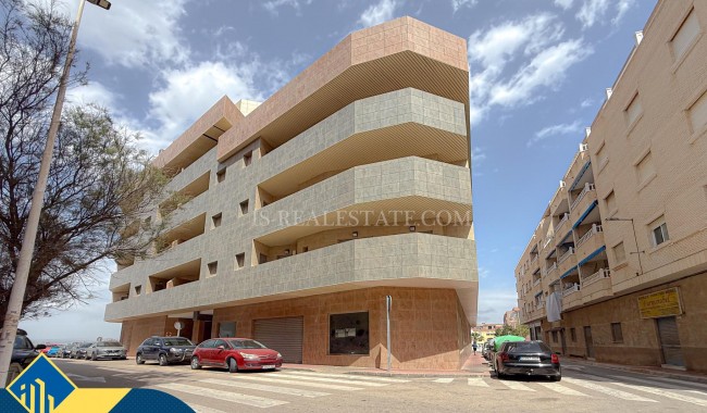 Lägenhet - Begagnad - Torrevieja - La Mata